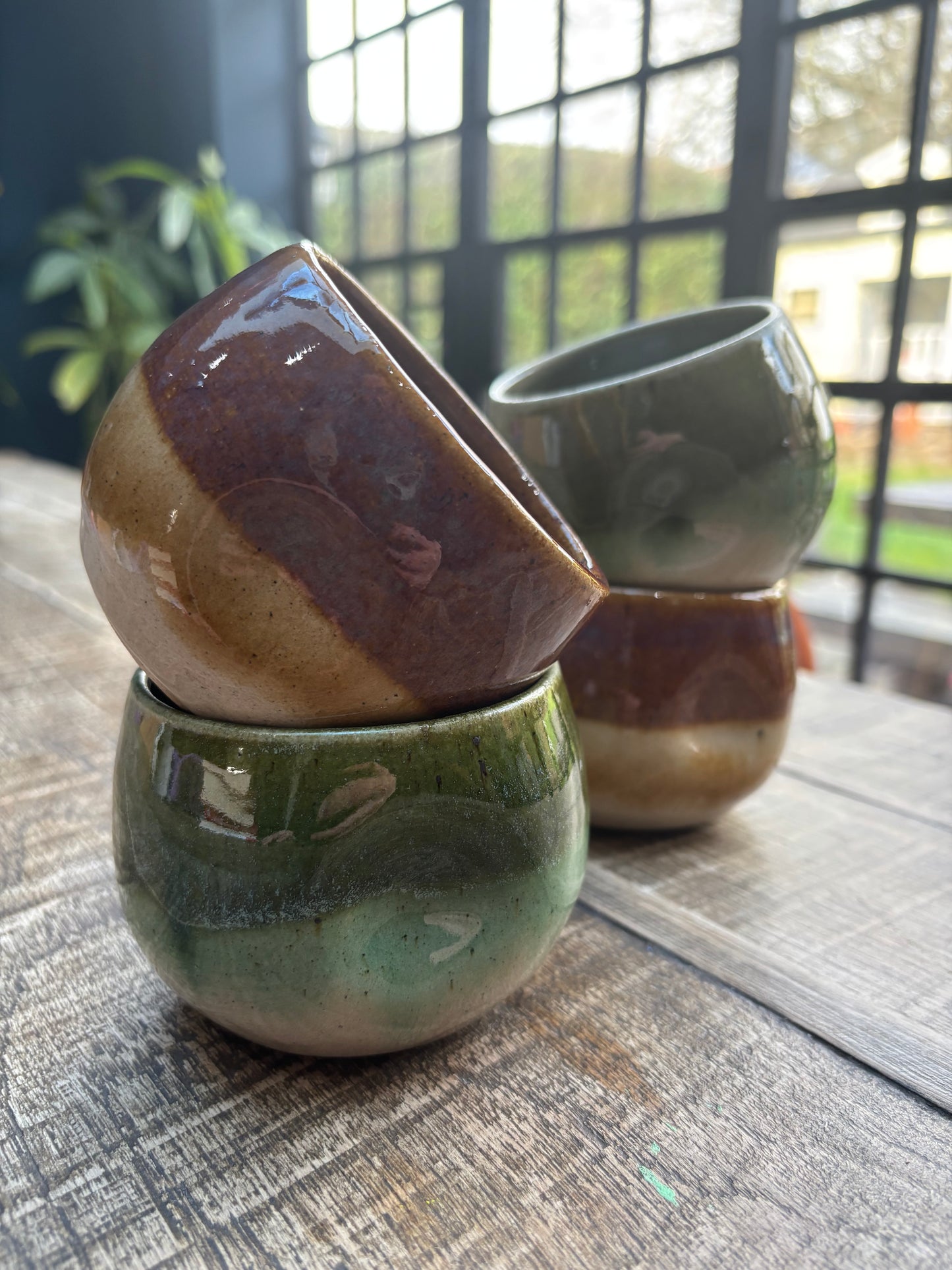 Thumb cups