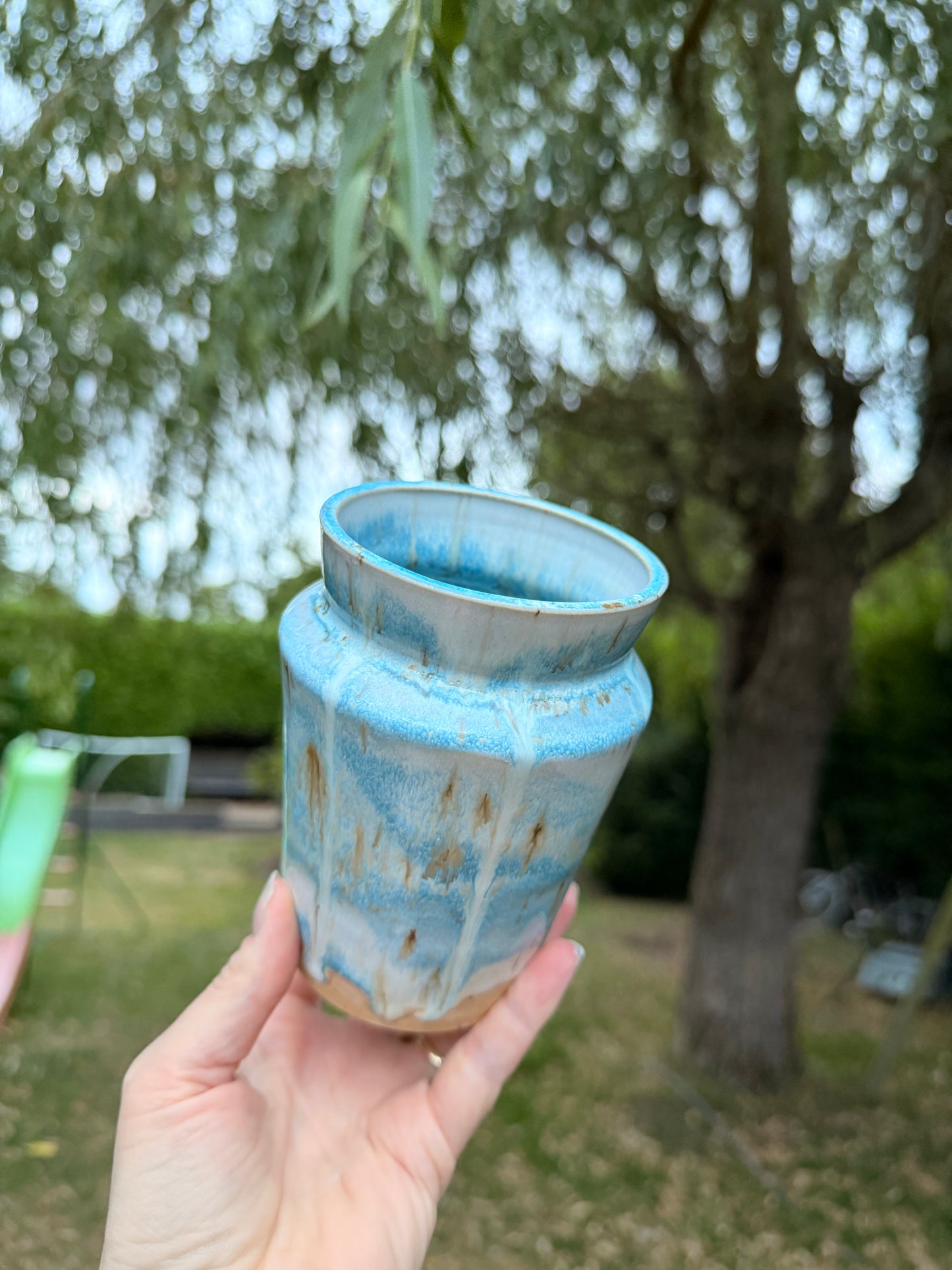 (07) Vase in Surf