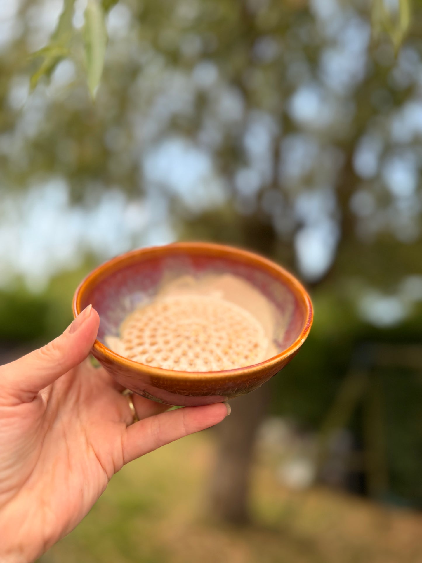 (01) Grater bowl in Toffee