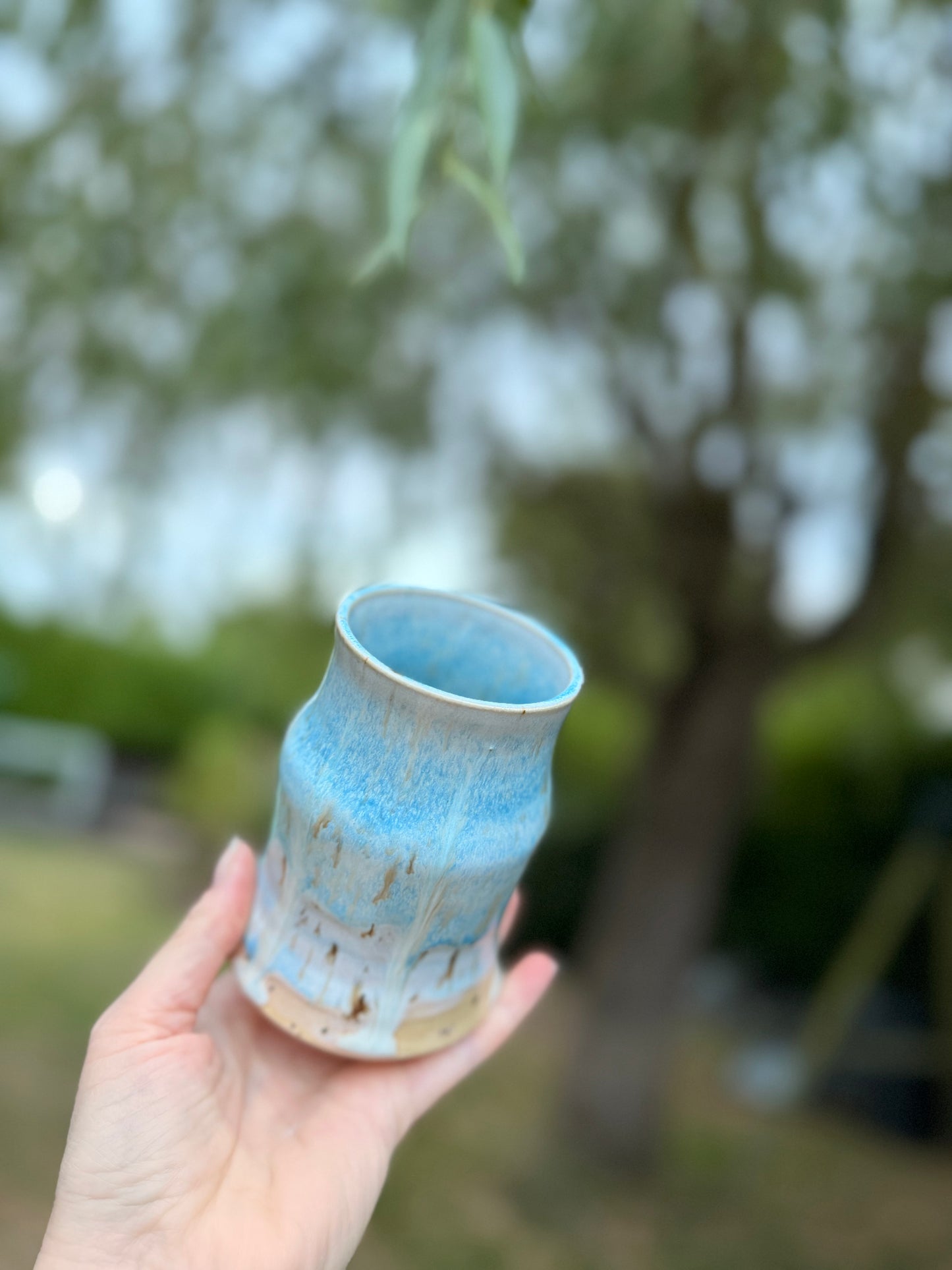 (08) Vase in Surf